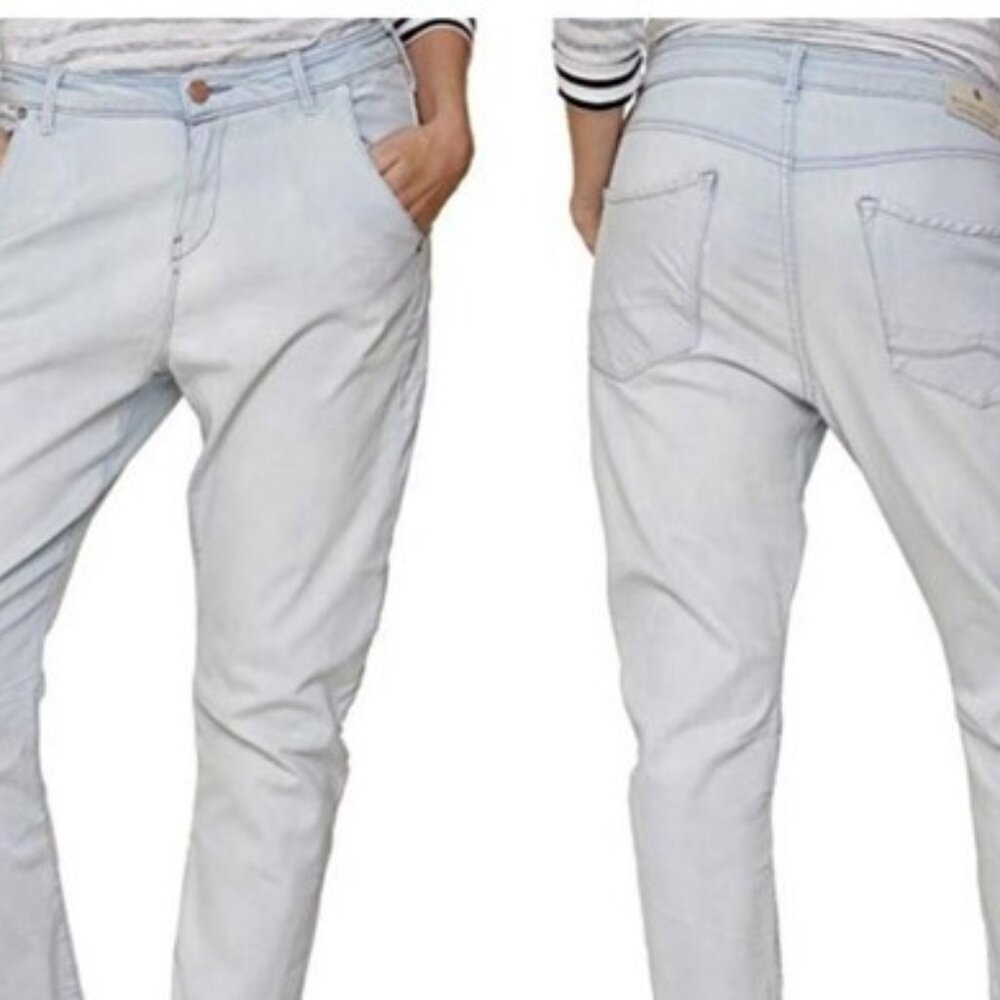 Light Grey Boyfriend Tapered Leg Jeans by Maison Scotch Distressed with Ink 28